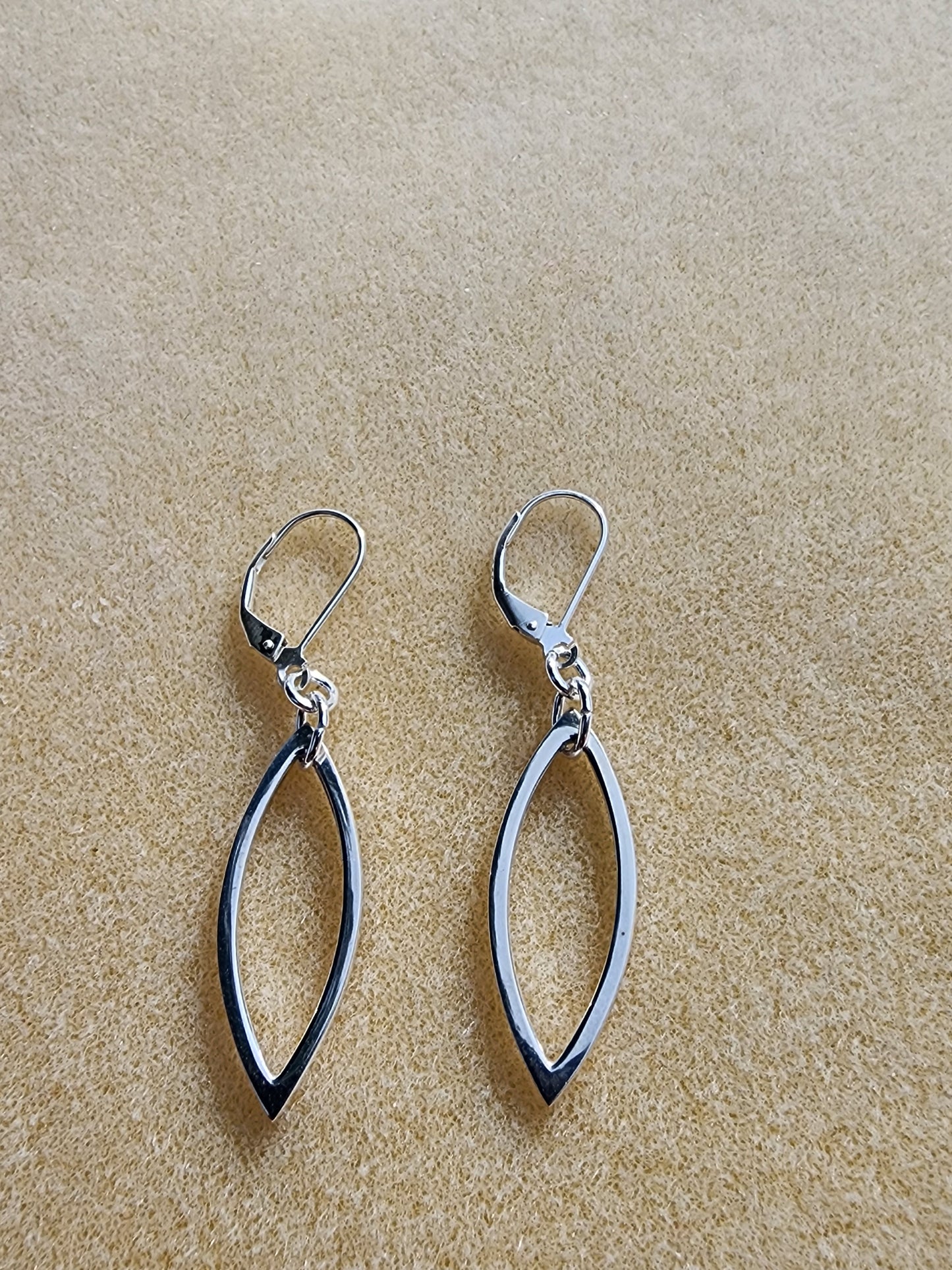 Lentil Shape Earrings